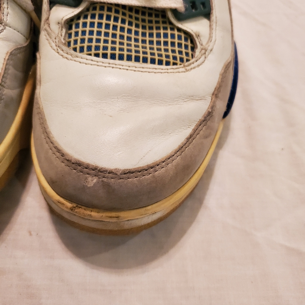 Size 12 - Jordan 4 Retro Military Blue 2006 - Picture 6 of 9
